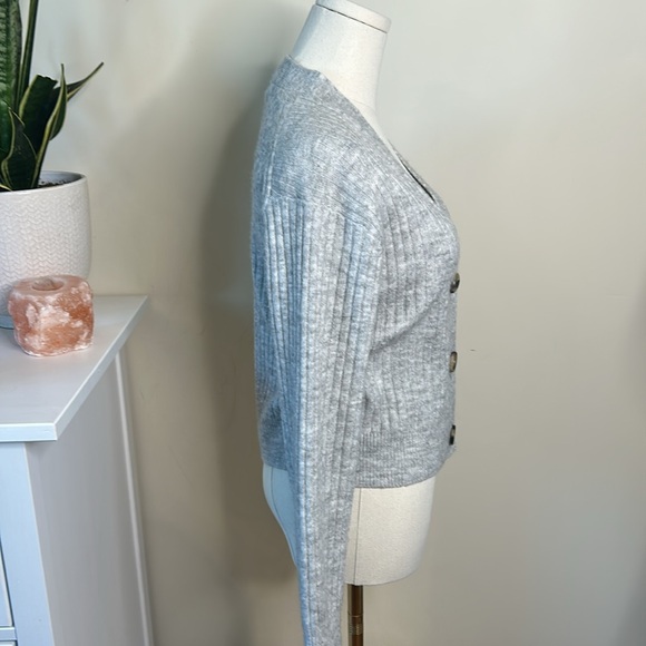 H&M knit grey cardigan x-small Wool polyester blend - Picture 3 of 6